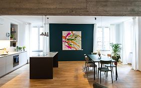 Casa G: Design Apartment